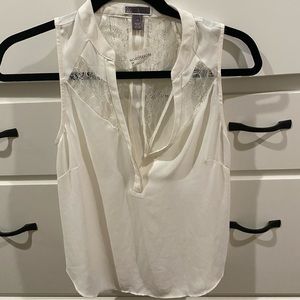 Chelsea brand crop tank in white